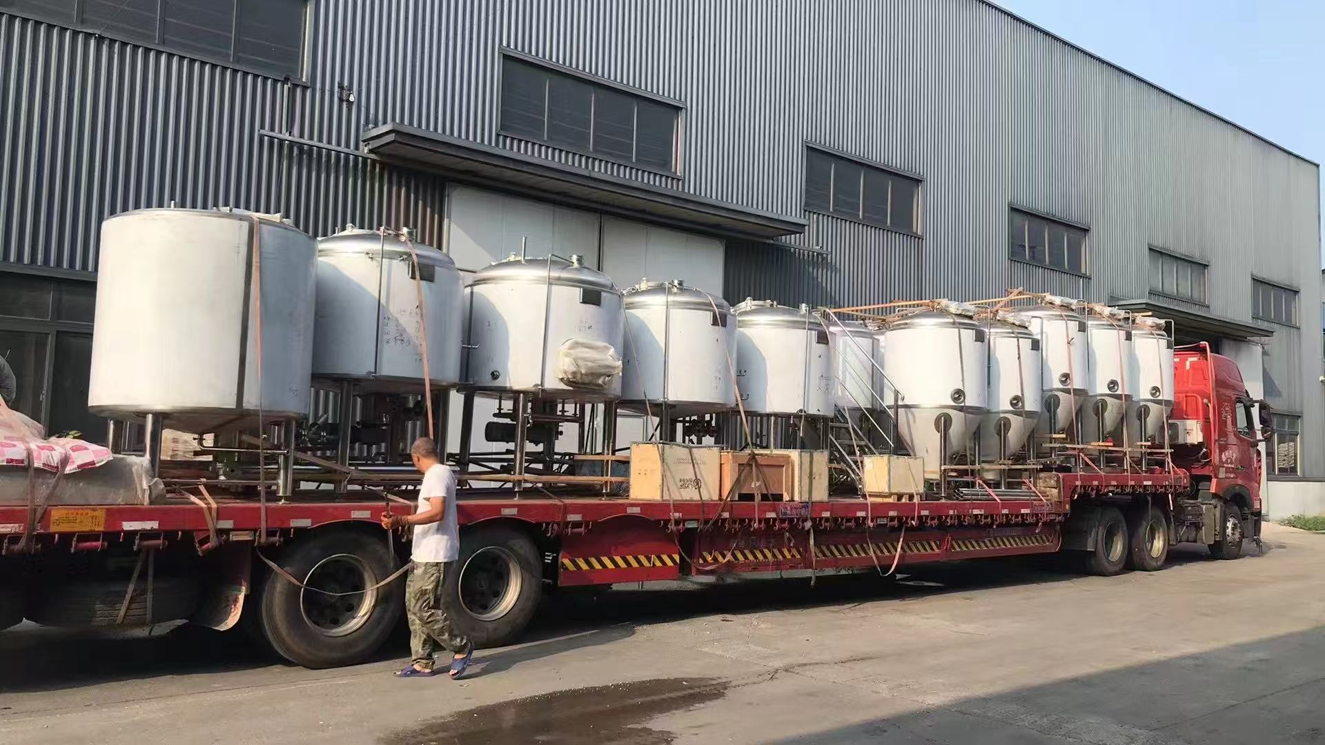 甘南精酿啤酒设备厂—精酿啤酒设备制造：传承工艺与创新科技的交融